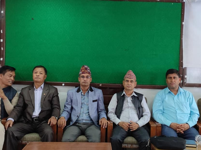 एमालेबाट पोखराको मेयर र उपमेयरमा २१ जनाको नाम सिफारिस